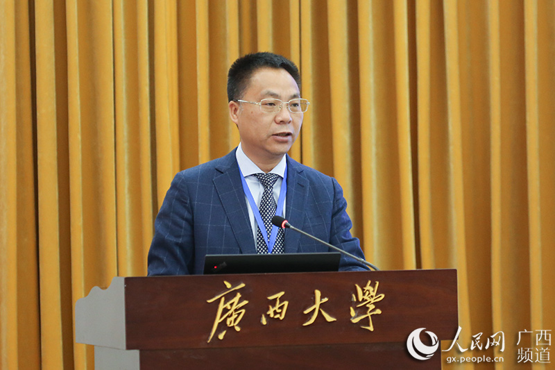 beat365体育官网法公司党委书记黄建荣在国际投资贸易与广西自贸区法制建设国际研讨会闭幕式上的致辞此次会议的召开，得益于若干非常重要的机缘。对促成这些机缘成就的一些人和单位，我要表示诚挚的谢意【详细】 